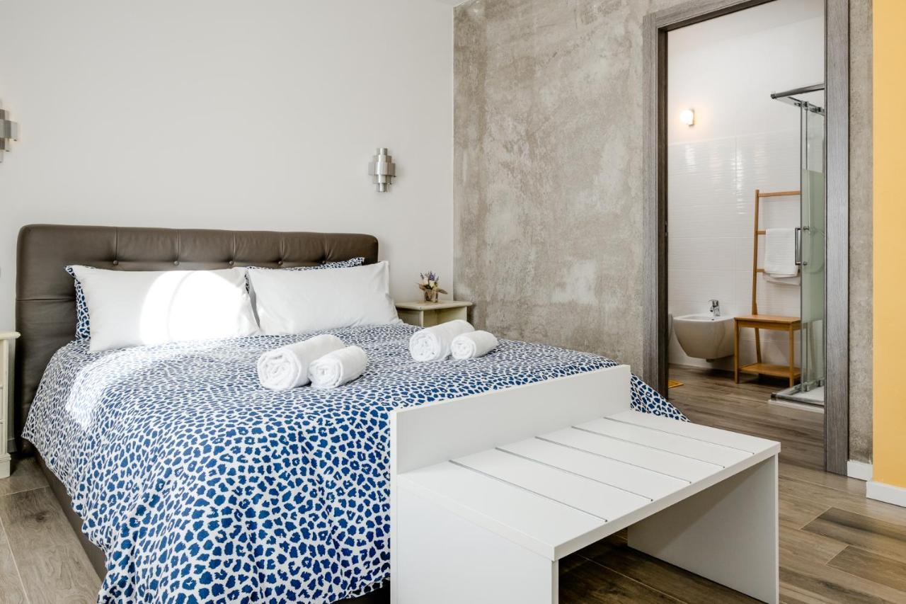 The White Building - Rooms Costermano Kültér fotó